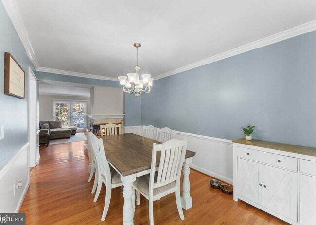 Building Photo - 12153 Abbey Glen Ct