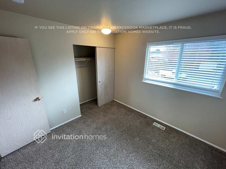 Building Photo - 15120 165th Ave SE