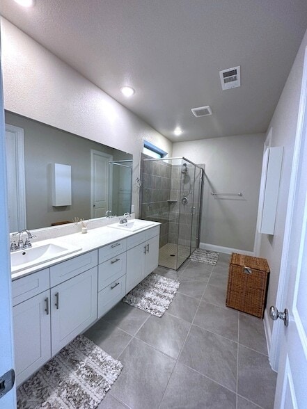 Building Photo - 9632 Staffordshire Rd