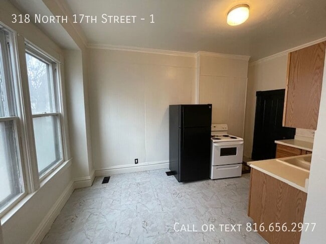 Building Photo - 318 N 17th St
