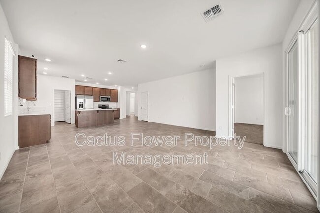 Building Photo - 13244 W Ranch Gate Rd