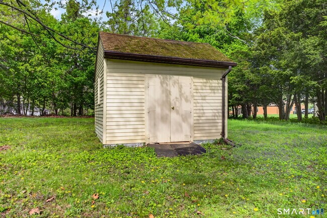 Building Photo - 121 Cherry Hill Rd