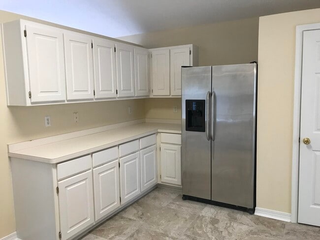 Building Photo - 517 Samana Way