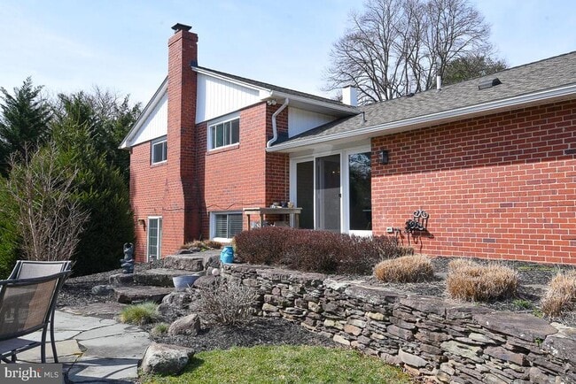 Building Photo - 3301 Garrison Farms Rd