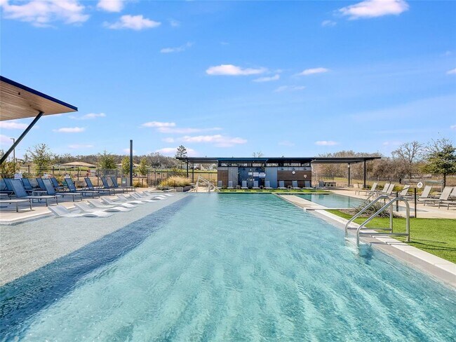 Building Photo - 7401 Grand Linden Wy