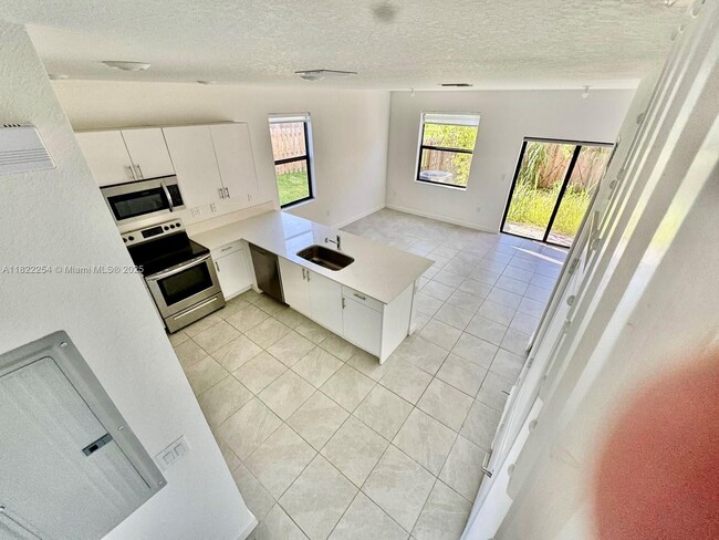 Building Photo - 13265 SW 285th St