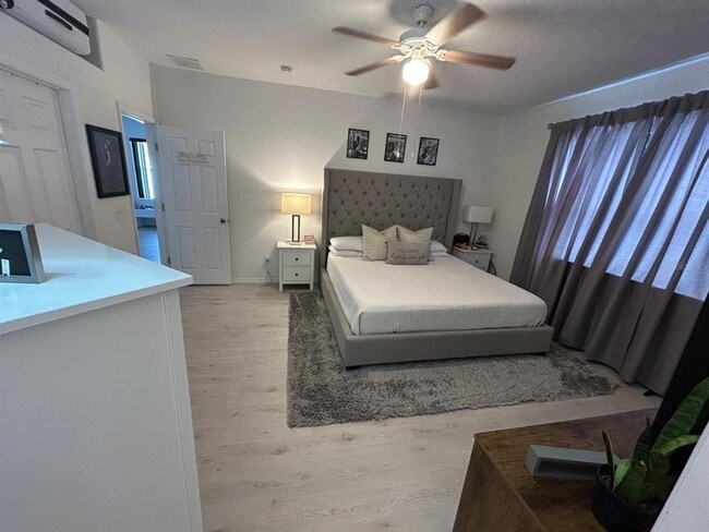 Building Photo - 347 Cotswold Cir