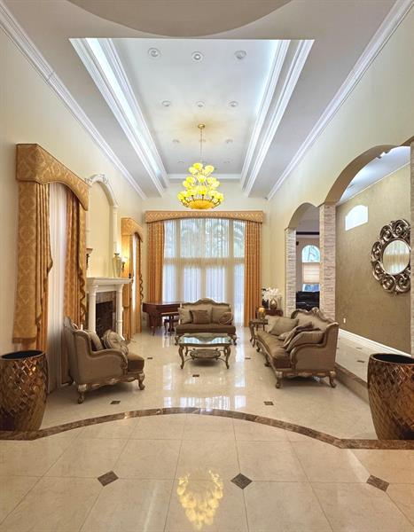 Building Photo - 5981 SW 37th Terrace