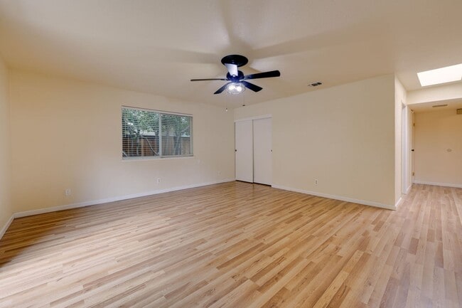 Building Photo - 5113 Sitton Way