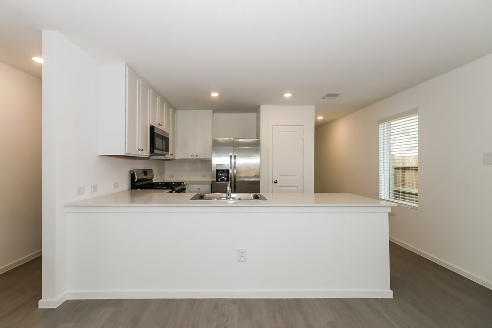 Building Photo - 16722 Old Wagon Wy