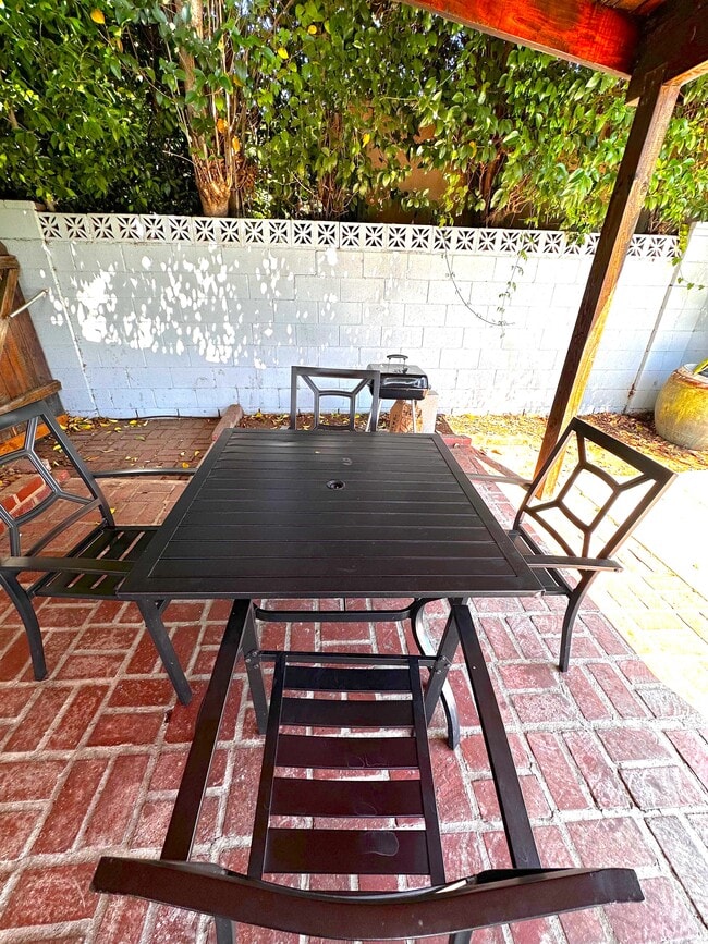 Building Photo - 15732 Covello St