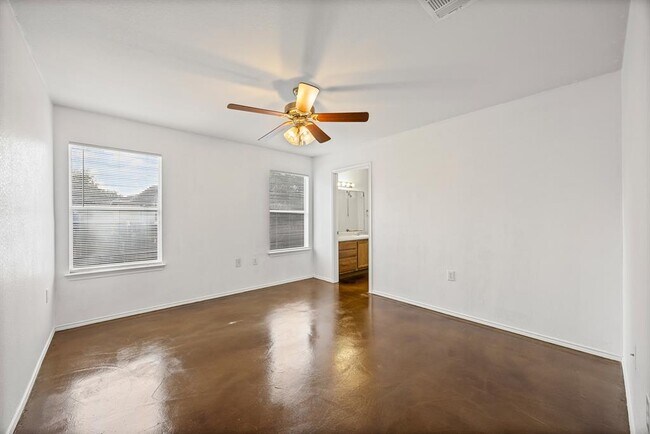 Building Photo - 5305 Park At Woodlands Dr