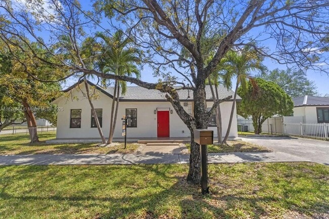 Primary Photo - 601 SW 1st St