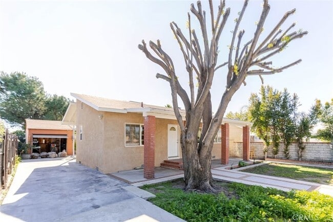 Building Photo - 13716 Judd St