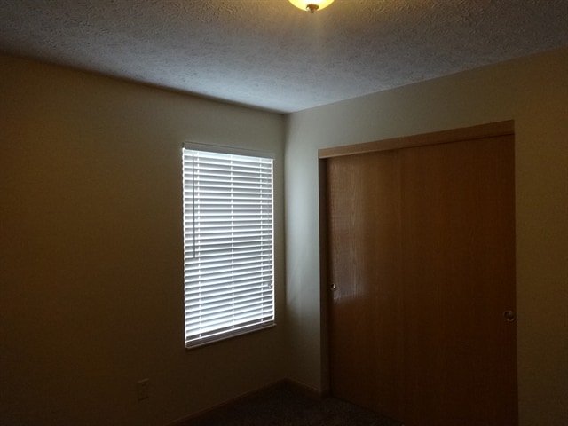 Building Photo - 5635 Tarben Woods Ct