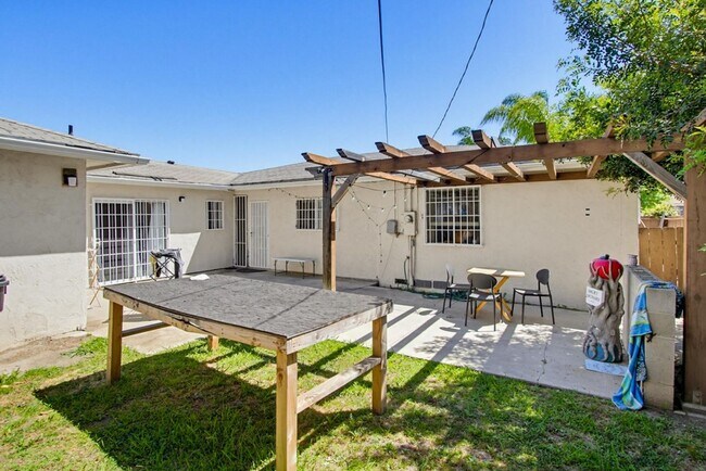 Building Photo - Spacious 5BR Home Near SDSU – Ideal for Students or Families