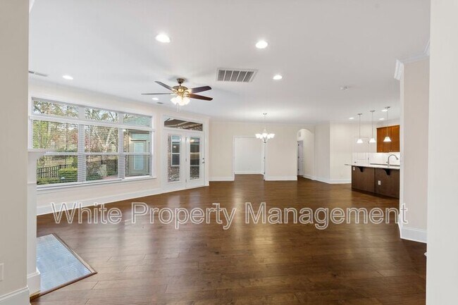 Building Photo - 3018 Portico Pl