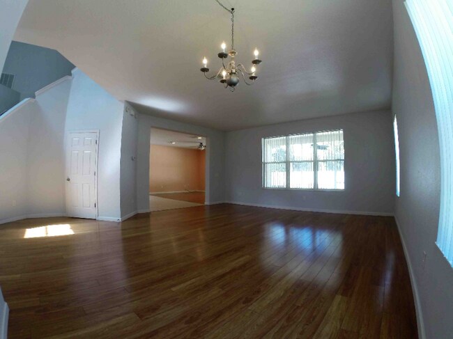 Building Photo - 5073 SW 40th Pl