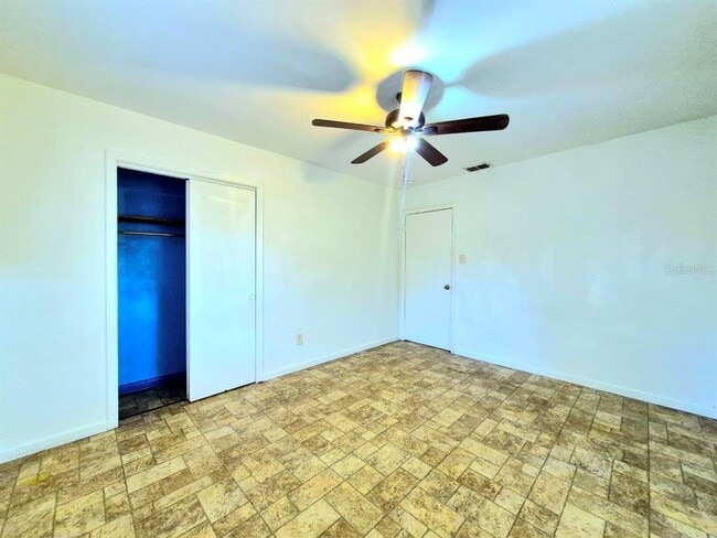 Building Photo - 2413 E 38th Ave