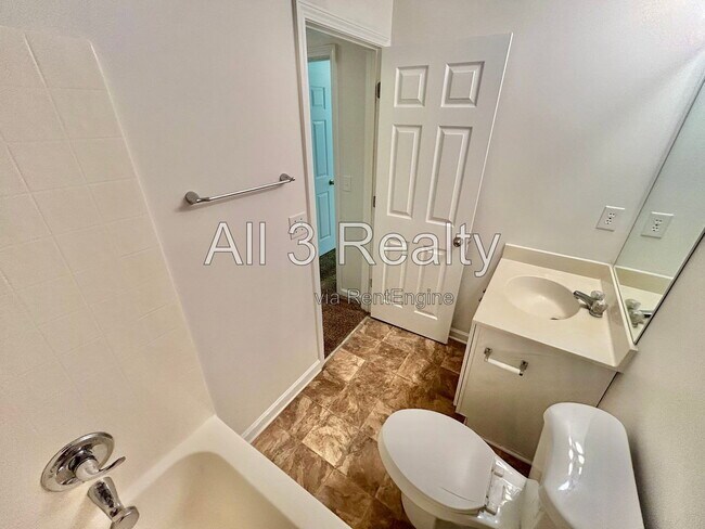 Building Photo - 6524 Mallard Cove Ln