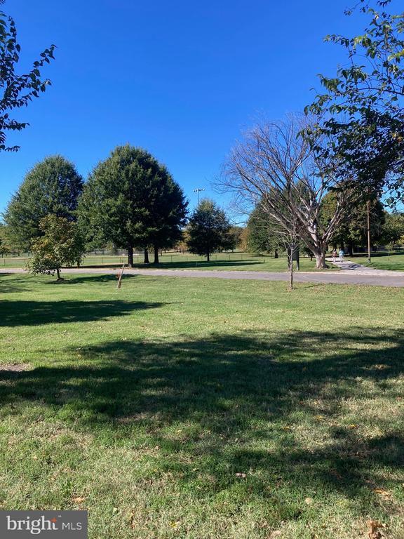 Building Photo - 1429 Washington Blvd