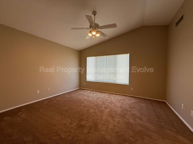Building Photo - 17215 N 46th Pl