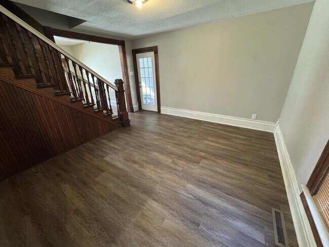 Building Photo - "Charming 4-Bedroom Home in Augusta with S...