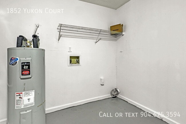 Building Photo - 1852 Yukon Ct