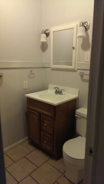 Bathroom 1 - 502 Delsol Ln