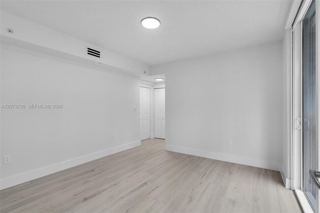 Building Photo - 601 NE 23rd St
