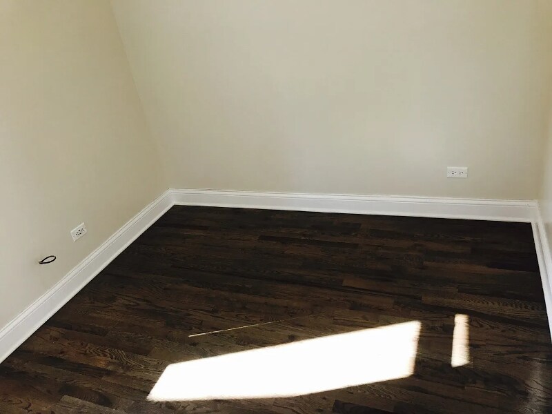 Building Photo - 10450-10452 S Maryland Ave