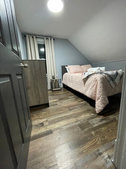 Bedroom 2 - 4034 Bailey Ave