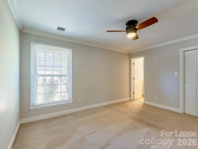 Building Photo - 709 Cooper Dr