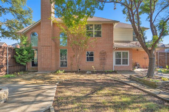 Building Photo - 901 Brentwood Dr