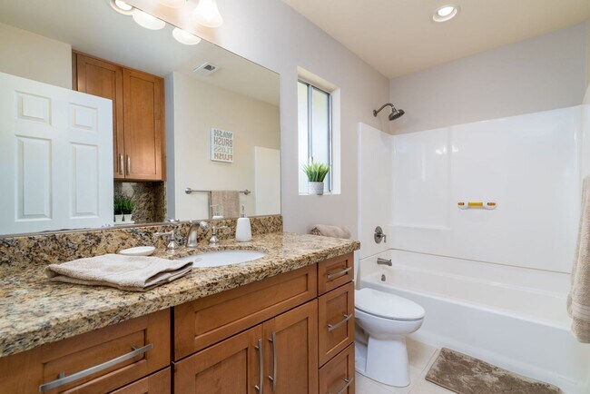 Building Photo - A beautiful Coranado II for Lease