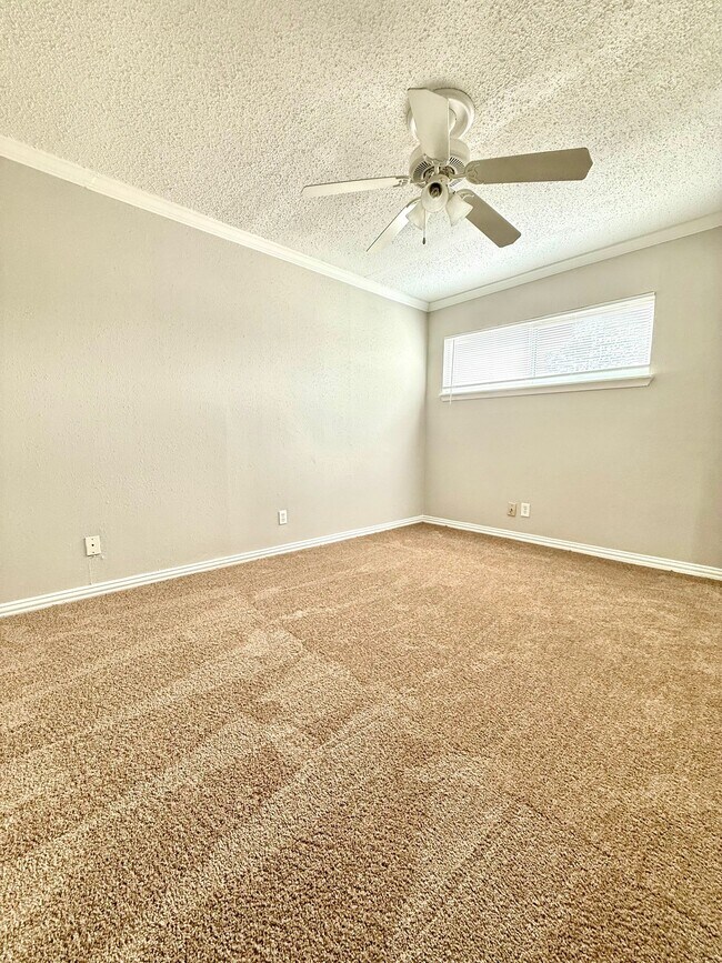 Building Photo - 1518 Wirt Rd