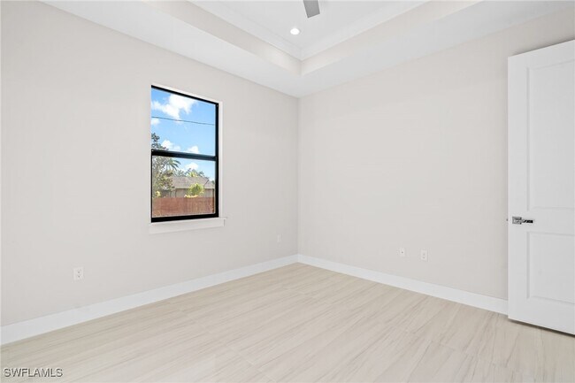 Building Photo - 2064 55th Terrace SW