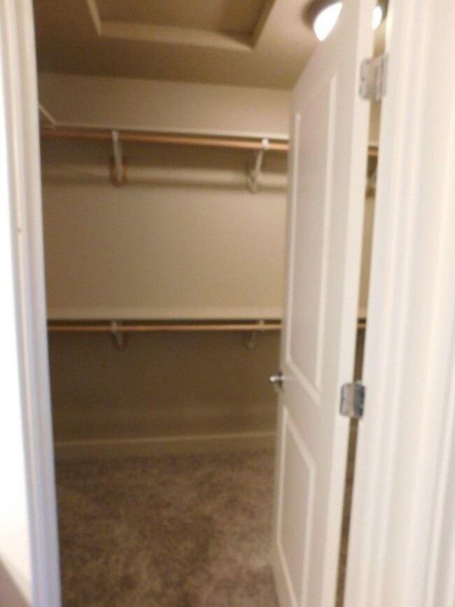 Building Photo - 4Bd/2.5Ba Two Story House - Available Soon!