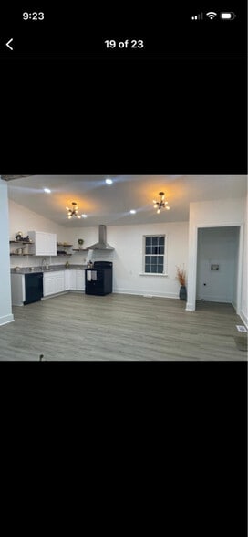 Building Photo - 203 Mill Creek Rd