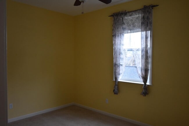 Building Photo - 10408 N Merlin Way