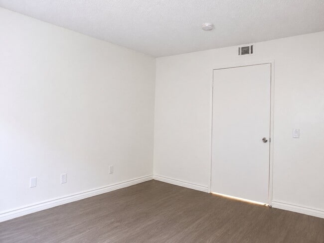 Building Photo - 13950 Foothill Blvd