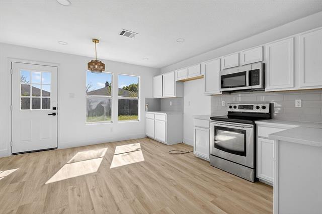 Building Photo - 4241 Meadowknoll Dr