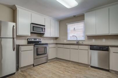 Building Photo - 2611 49th St