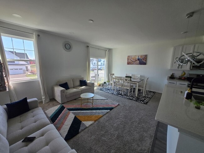 Building Photo - 4277 Chelsea Mnr Cir