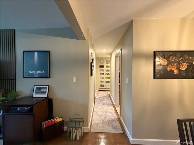 Building Photo - 124 S Park Ave