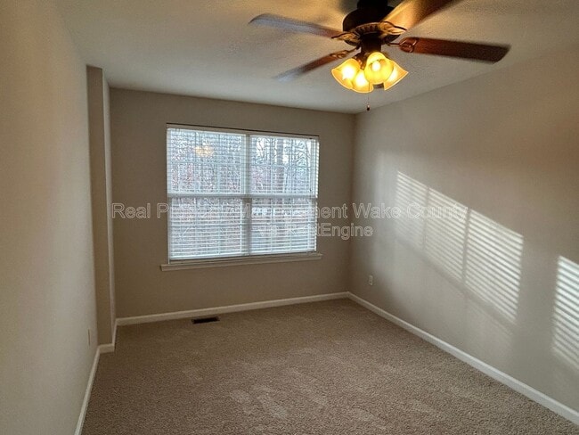 Building Photo - 2920 Barrymore St