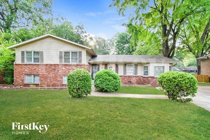 Primary Photo - 3082 Earnett St