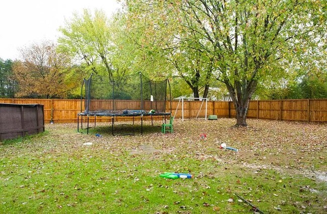 Building Photo - Available July 1st! 3-Bedroom, 2-Bathroom ...