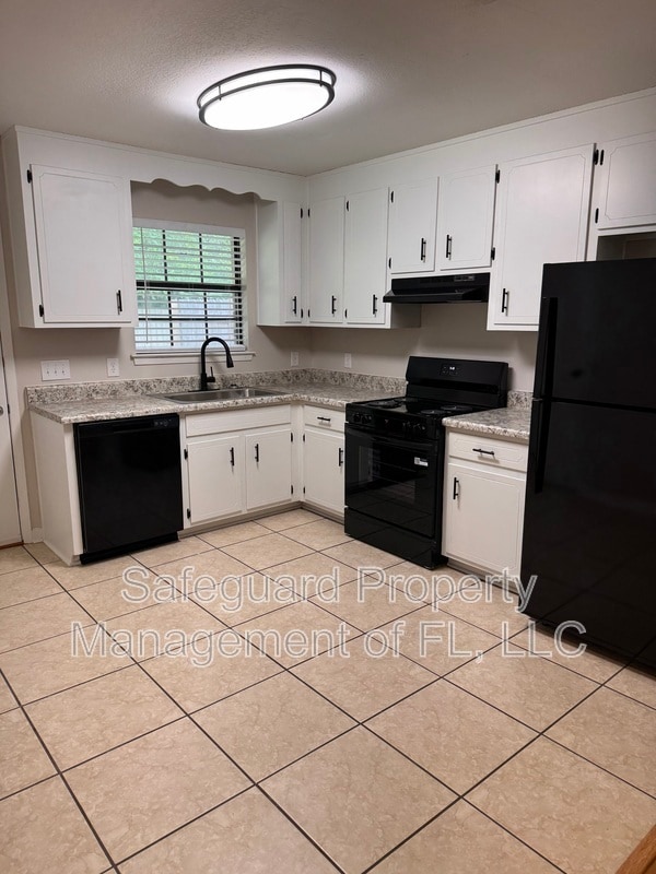 Building Photo - 4179 Ravenwood Dr