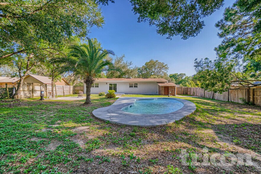 Building Photo - 2625 Nova Dr